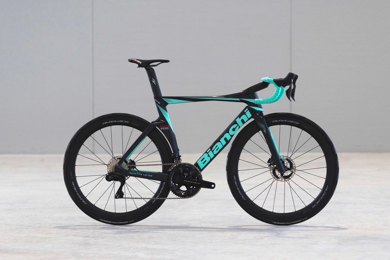 Vollgefederte Mountainbike-Rahmen aus Carbon